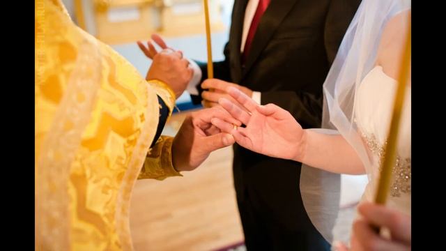 У церкви стояла карета. Поёт Нина Биктимирова, 82 года смотреть онлайн