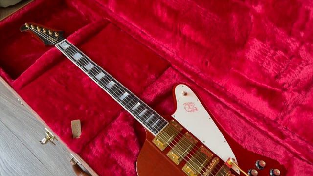 This weeks arrivals! Gibson Custom Shop, Fender, Suhr, Martin Acoustic & More смотреть онлайн