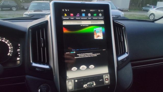 Отзыв о магнитоле в Тесла стиле установленной на Toyota Land cruiser 200. смотреть онлайн