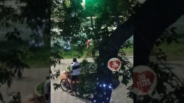 Рамсы на главной улице Петропавловска ранним утром в субботу смотреть онлайн