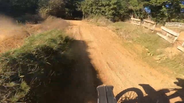 Moto club mx le pin Tour vue go pro et de loin смотреть онлайн