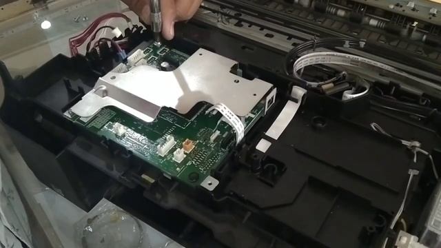 HOW TO DCP -T300 FORMATTER BOARD CHANGE LOGIC CARD CHANGE BROTHER PRINTER DCP T300 LOGIC CARD CHANG смотреть онлайн