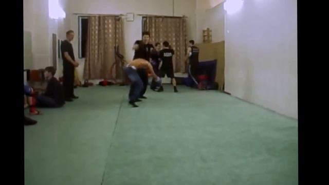 Wing Chun vs Boxing ( without kicking ) смотреть онлайн
