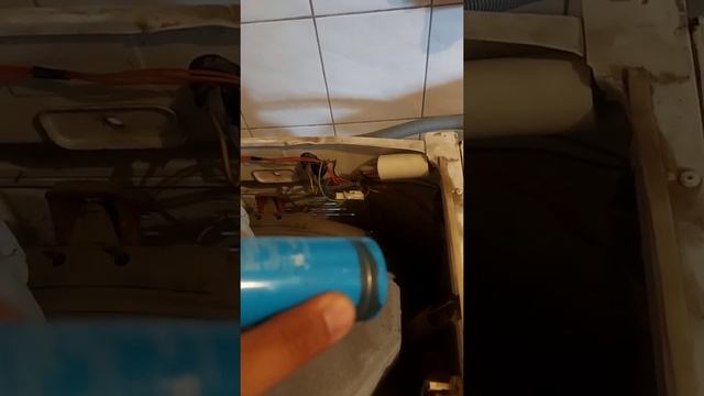 Ремонт стиральной машины. Haier HE600TX, питание есть, не набирает воду. Замена конденсатора . смотреть онлайн