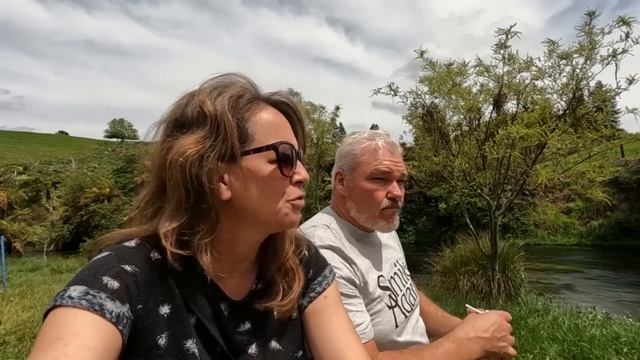 Rondleiding in onze camper in Nieuw Zeeland | Blue spring Putaruru en Rotorua | VLOG 70 смотреть онлайн