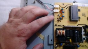 монитор acer гаснет через 2 сек. после включения.