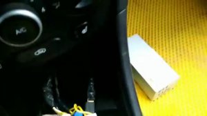 Hyundai Solaris, Как протянуть провода в машине...