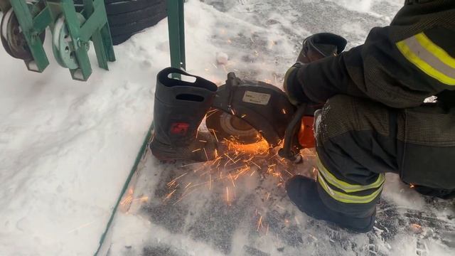 Экипировка Пожарных (Пожарные Сапоги ) смотреть онлайн