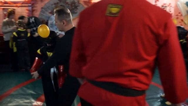 Бронзовый кулак Тайпин смотреть онлайн