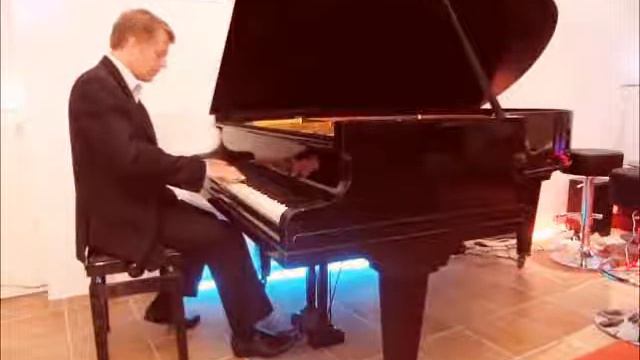Piano Concert No. 1 смотреть онлайн