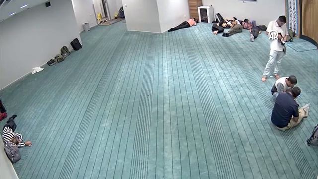 #кража #мечеть Ничего святого смотреть онлайн