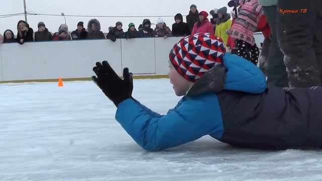 Спортивный праздник "Выходи гулять". смотреть онлайн