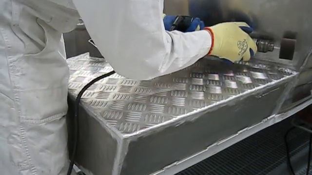 Окраска Вельбота 031 смотреть онлайн