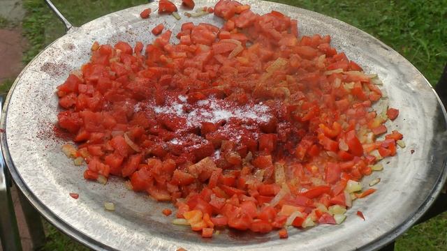 Яичница-шакшука на костре в сковороде. Чо ПОХАВАТЬ. #чопохавать смотреть онлайн