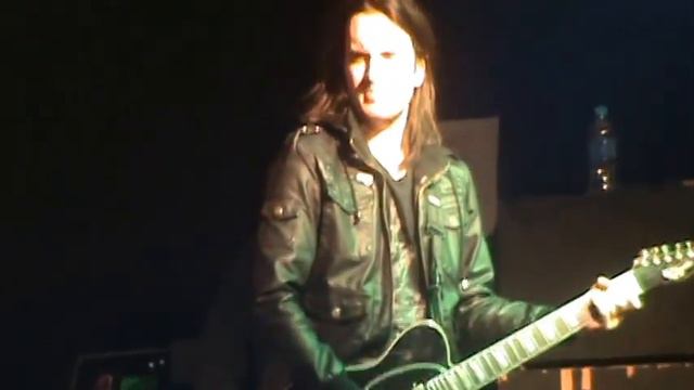 Andre Matos Make Believe смотреть онлайн