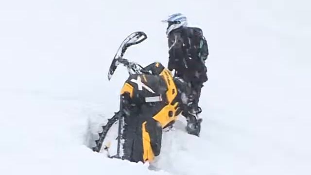 Снегоходы 4'52'') смотреть онлайн
