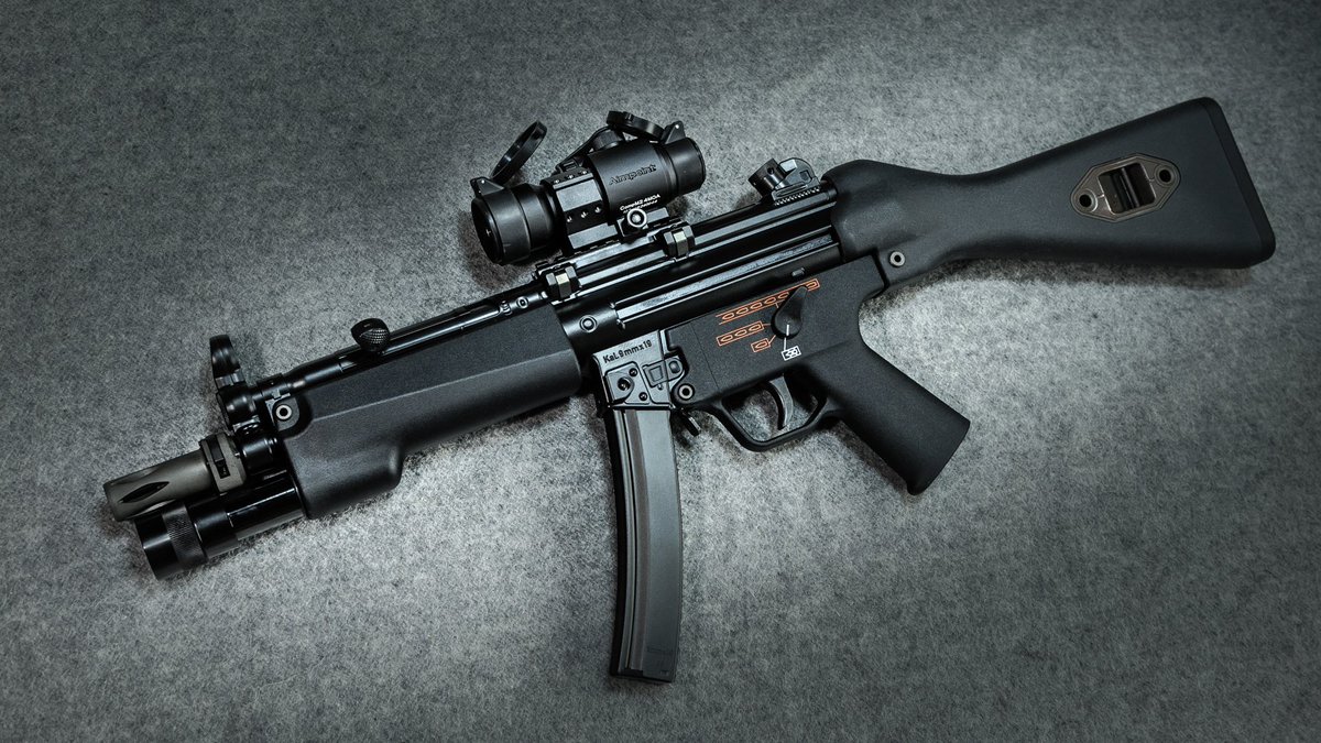 HK MP5 - Неполная/Полная разборка/сборка и Функционирование смотреть онлайн
