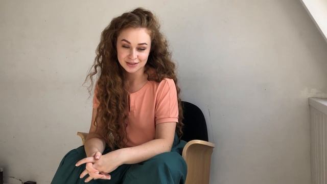 Стихотворение "Я сегодня молчу"автор Ах Астахова смотреть онлайн