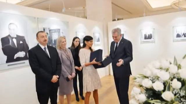 Состоялась встреча Мехрибан Алиевой и супруги президента Сербии Драгицы Николич смотреть онлайн