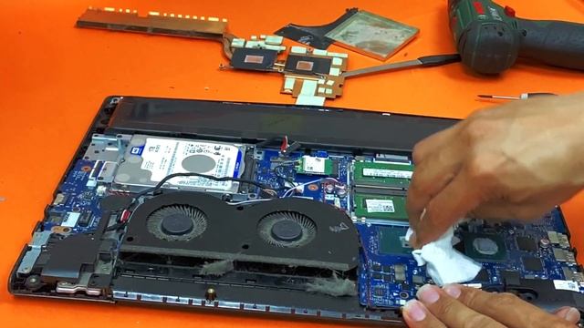 Lenovo Legion Y520 | Cleaning Fan & Re-paste Of Thermal