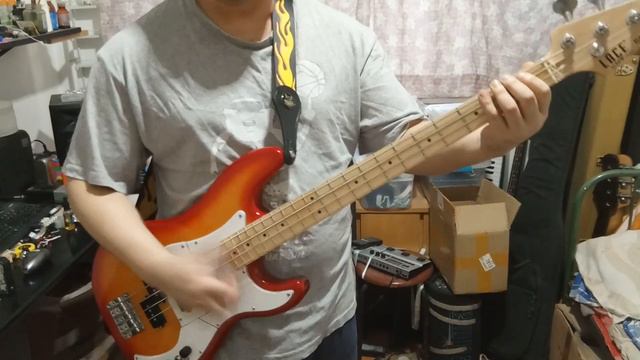 何嘉麗 何嘉丽 感触 SLAP bass cover DIY bass mod FENDER PRECISION STYLE BASS 人時黒夢 COPY , hongkong music , смотреть онлайн
