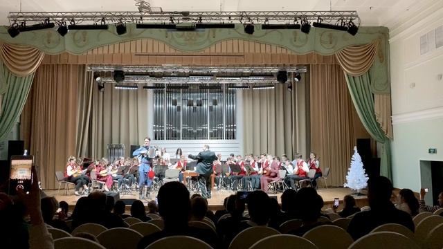 Виктор Маляров "КАЗАЧЬЯ" пьеса для гармони с оркестром Дмитрий Макеев гармонь хромка смотреть онлайн