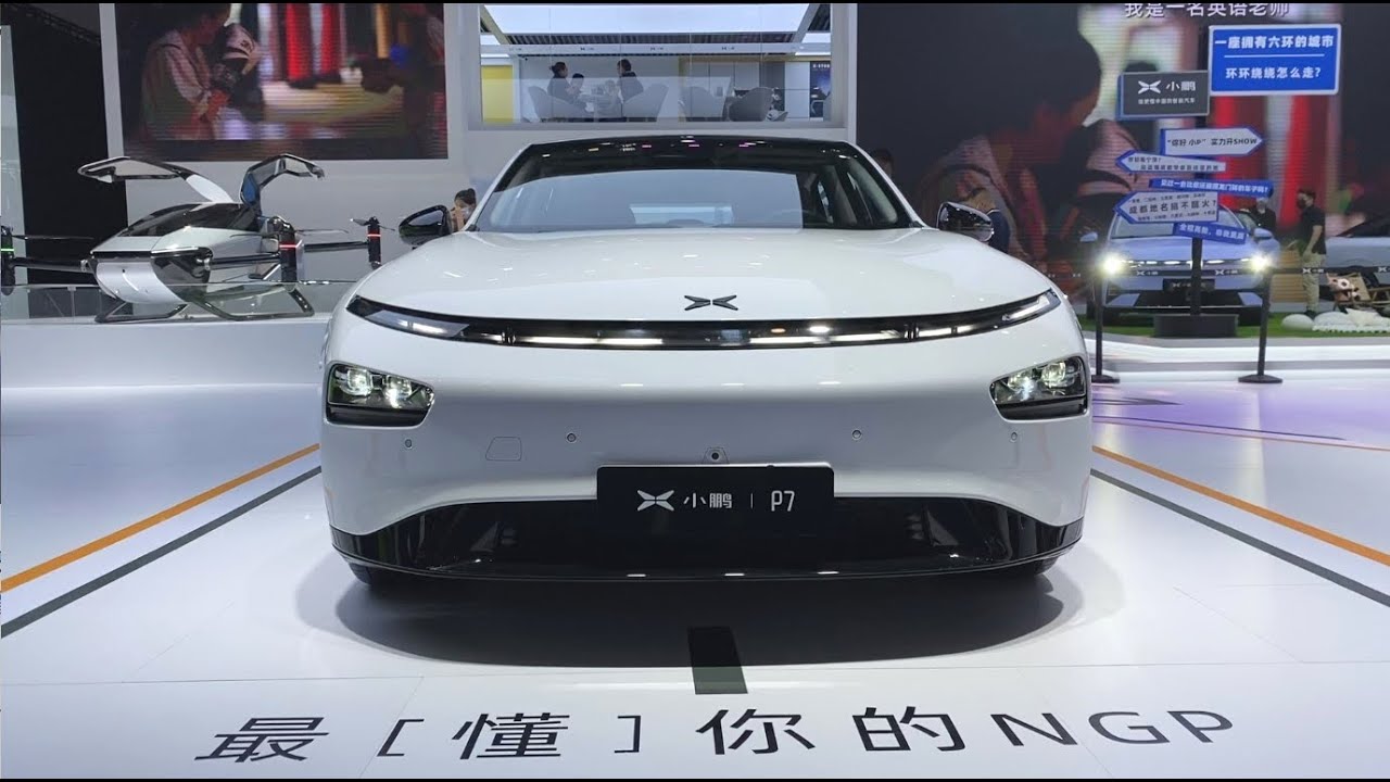 2022 XPeng P7 EV смотреть онлайн