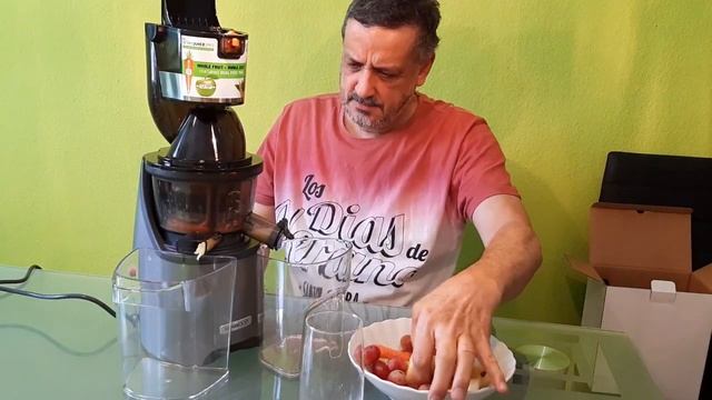 Mi regalo de Navidad Kenwood PureJuice Pro JMP800SI exprimidor a baja velocidad смотреть онлайн