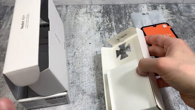 Смартфон Xiaomi Redmi A2+ Black, 3 64 ГБ (черный) . Быстрый обзор комплекта смотреть онлайн