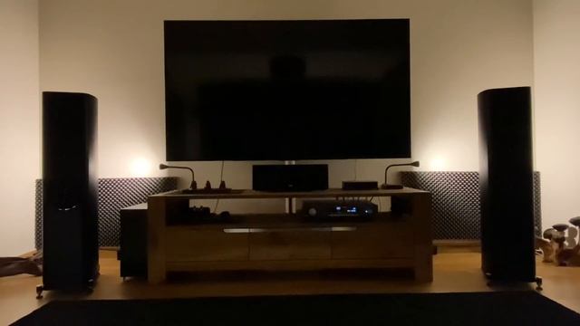 BlueSound n130+Arcam SA20+Wharfedale evo4.4 listen only with headphones! смотреть онлайн