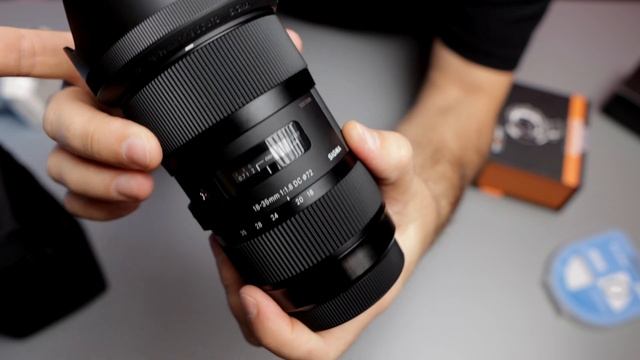 Объектив Sigma AF 18-35mm f/1.8 DC HSM Art Canon EF-S. Купил новый, по цене Б/У смотреть онлайн