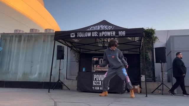 [Trainee A] JJ Guerrilla Stage - Sorry By Justin Bieber