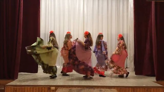 Коллектив "Вольница" - "Цыганский танец" смотреть онлайн
