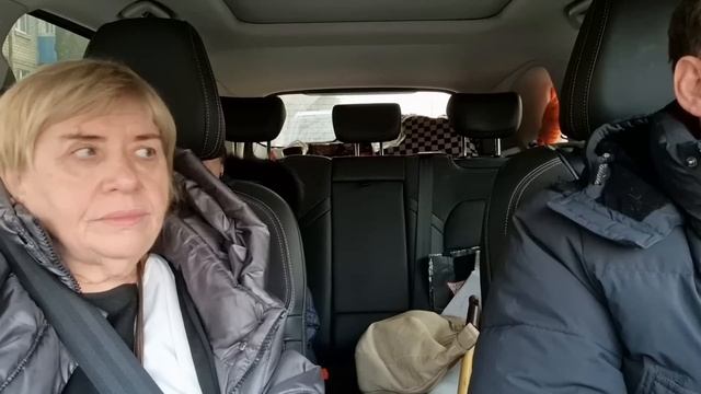 Приехала Надя отвёз с мамой в больницу смотреть онлайн