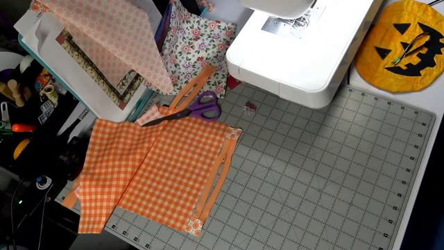 Making a Zipper Bag with Tabs смотреть онлайн