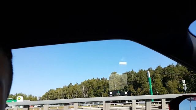 Самолет висит на месте.. смотреть онлайн