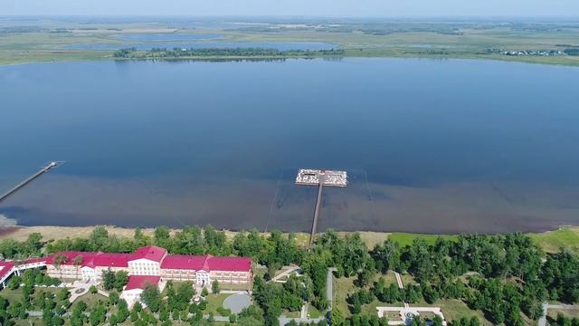 Озеро Карачи. Полёт над курортом смотреть онлайн