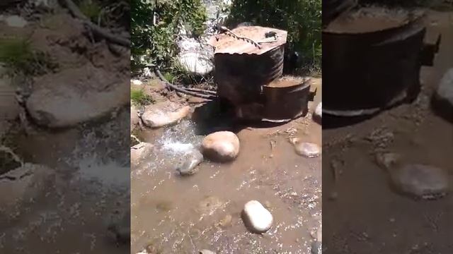 Работа водяного насоса Гидротаран Рогозина ГТ-100 на горной реке. Высота подъёма 37 метров. смотреть онлайн