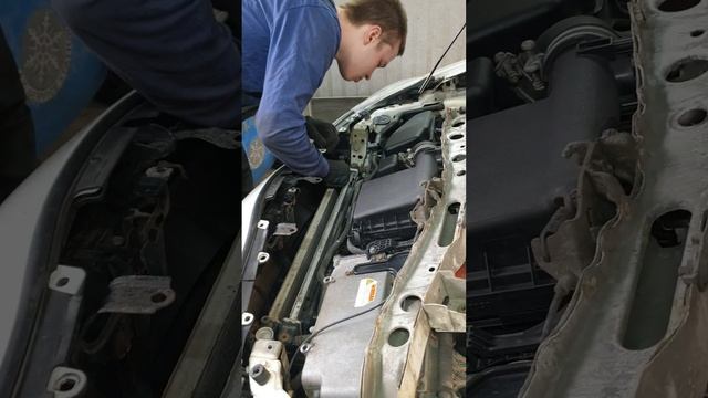 TAYOTA PRIUS 30 замена радиатора кондиционера смотреть онлайн