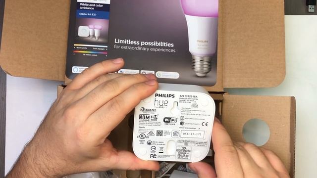 Philips Hue White and Colour Ambiance E27 смотреть онлайн