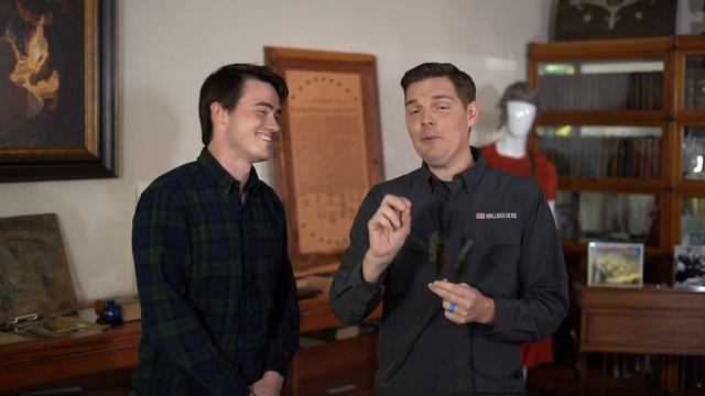 A 1700s Waffle Iron?? Check this out! смотреть онлайн