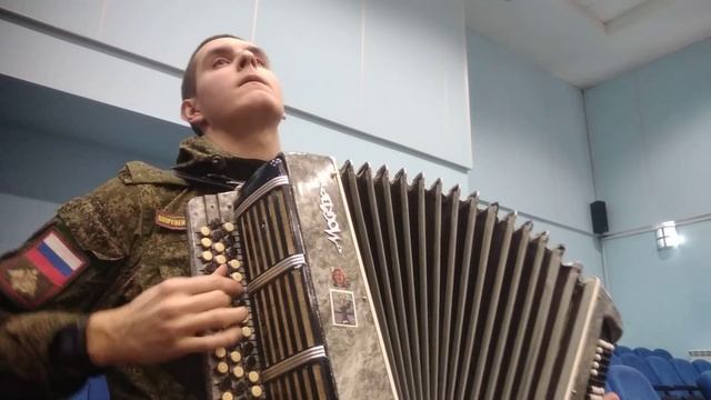 ТАТАРИН РВЁТ МЕХА В АРМИИ (татарская народная песня на баяне) смотреть онлайн