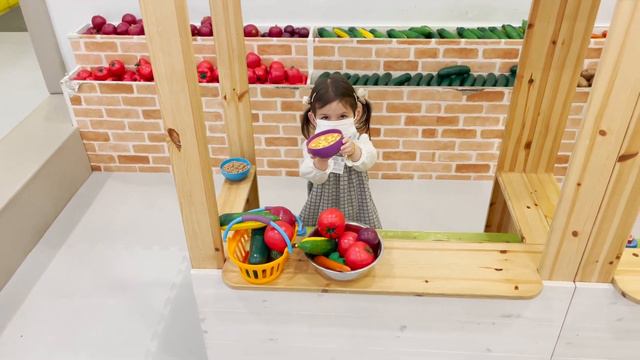 Clara Visits Champion 1250 In Starfield Mall Goyang (스타필드 고양 챔피언 1250)