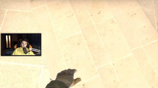 ПРИКОЛЬНЫЙ БАГ СО СМОКОМ В НЕВЕСОМОСТИ (CS:GO) смотреть онлайн