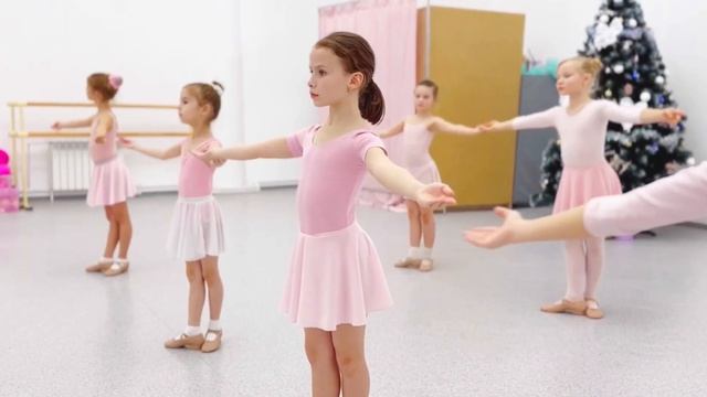 Балеринки на уроке народного танца смотреть онлайн
