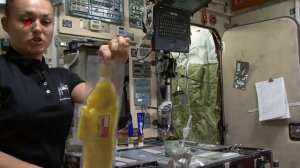 Где спят космонавты и что они едят