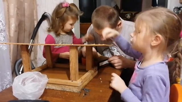 Кормушка для птичек своими руками смотреть онлайн