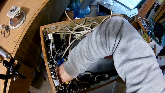 Фотон 51ТЦ - 408Д / Разбор ТВ из СССР / До чего техника дошла / Гараж #3 смотреть онлайн