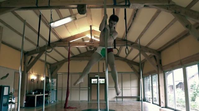 French Summer Pole Camp 2013 - Improvisation Thomas Vatant - Semaine 2 смотреть онлайн