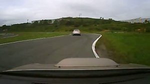Hyndai Genesis vs Toyota Duet.